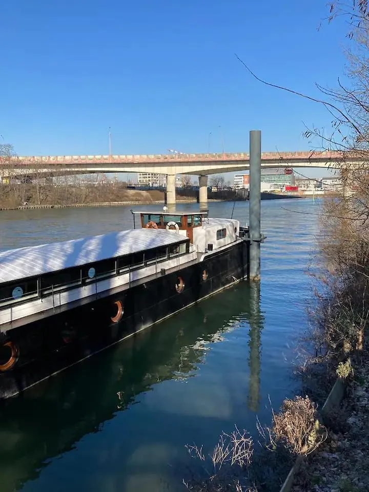 Peniche Sur La Seine Pour Les Jeux Olympiques 2024 A Paris Apartment Choisy-le-Roi France